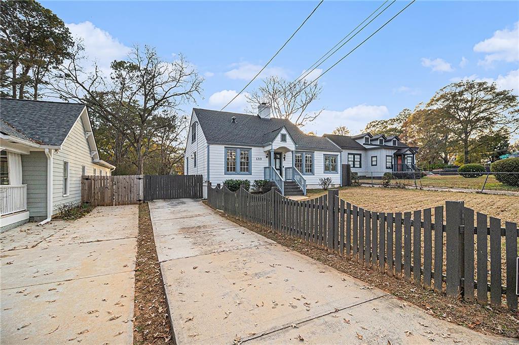 1719 Flat Shoals Road SE