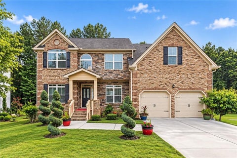 Homes For Sale - 2529 Brittany Park Cove<br/> Ellenwood, GA 30294