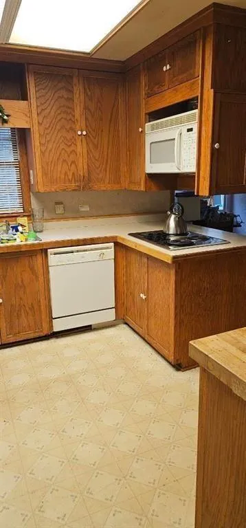 Covington, Georgia 30016, United States, 3 Bedrooms Bedrooms, ,2 BathroomsBathrooms,Residential,Active,227000