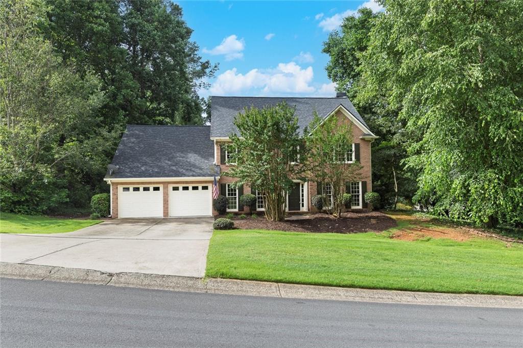 2031 Greyfield Drive NW