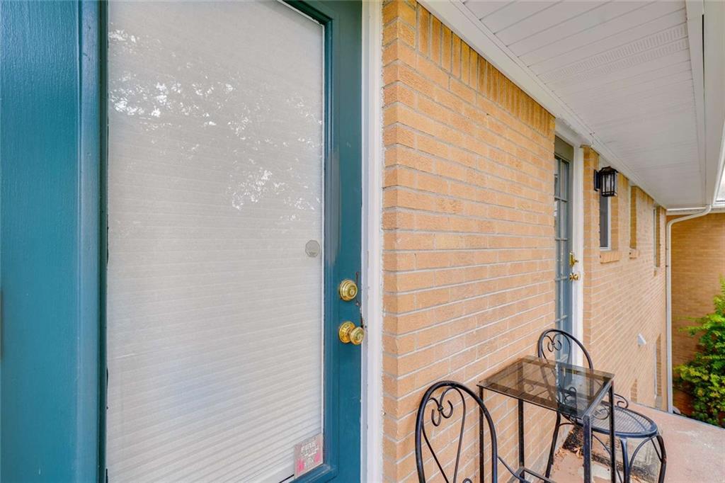 3510 Roswell Road NW M4