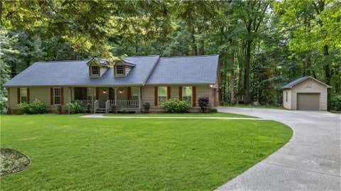 Homes For Rent - 1955 Branchwood Court<br/> Snellville, GA 30078