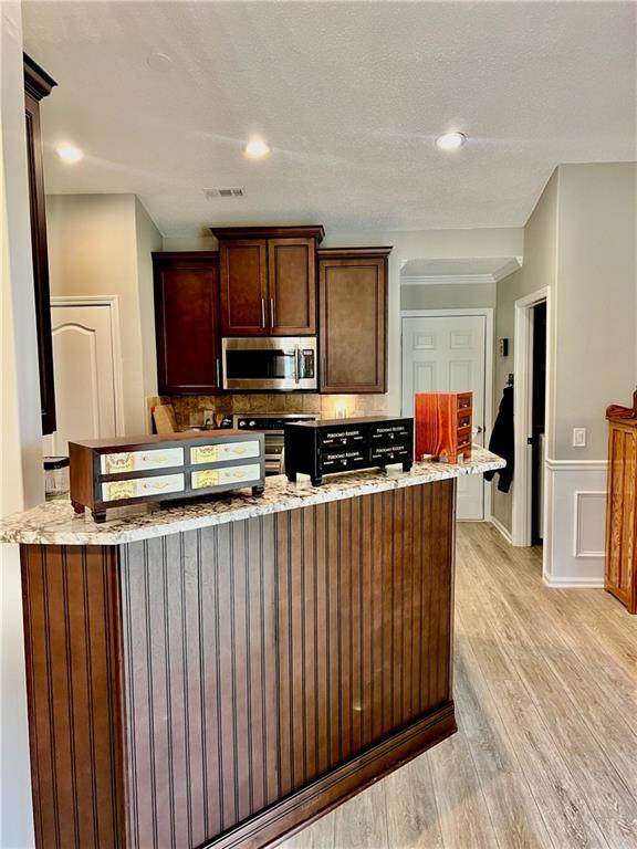 819 Custom Lane, Winder, Georgia image 5