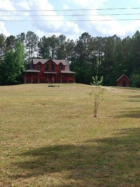 A home in Crawfordville