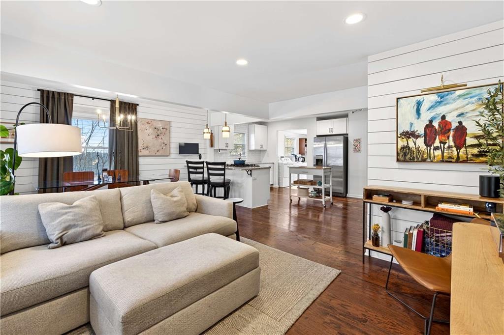 1626 Jobeth Avenue SE