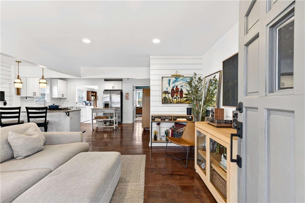 1626 Jobeth Avenue SE