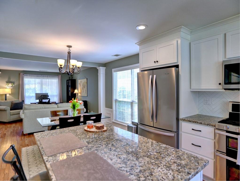 566 Lullingstone Drive, Marietta, Georgia image 15