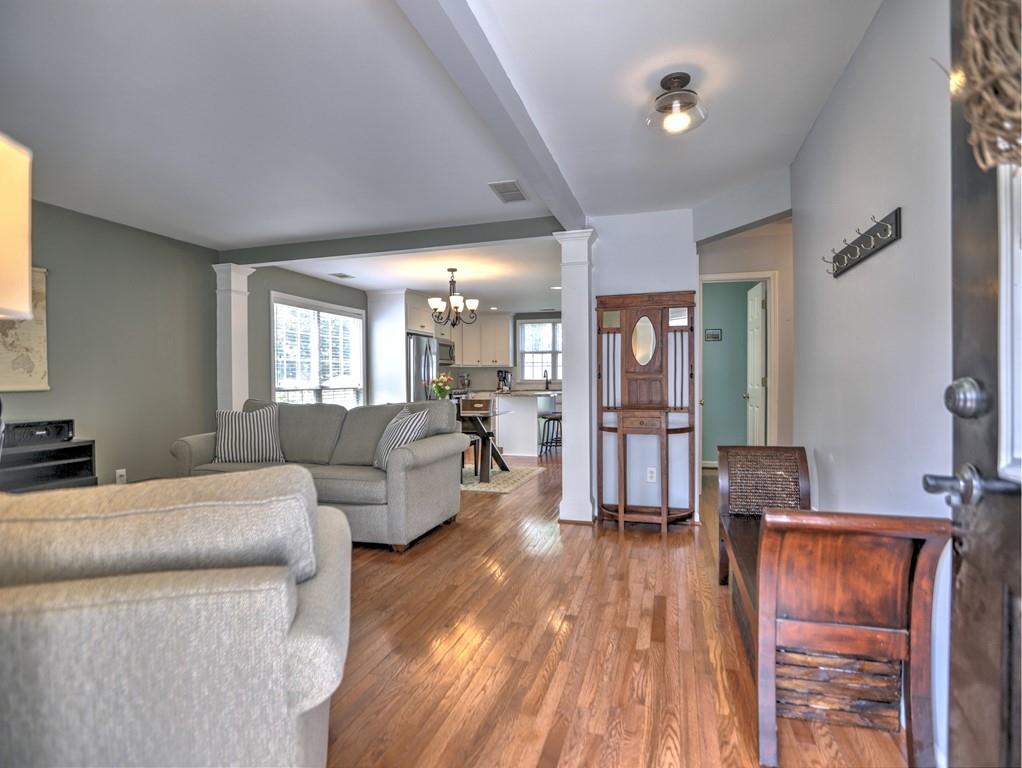 566 Lullingstone Drive, Marietta, Georgia image 6