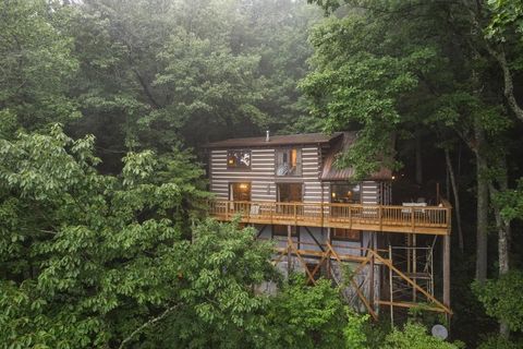 A home in Ellijay