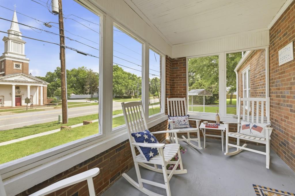 274 S Cherokee Road
