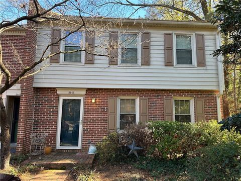 Condo For Sale - 3463 Ashwood Lane<br/> Atlanta, GA 30341