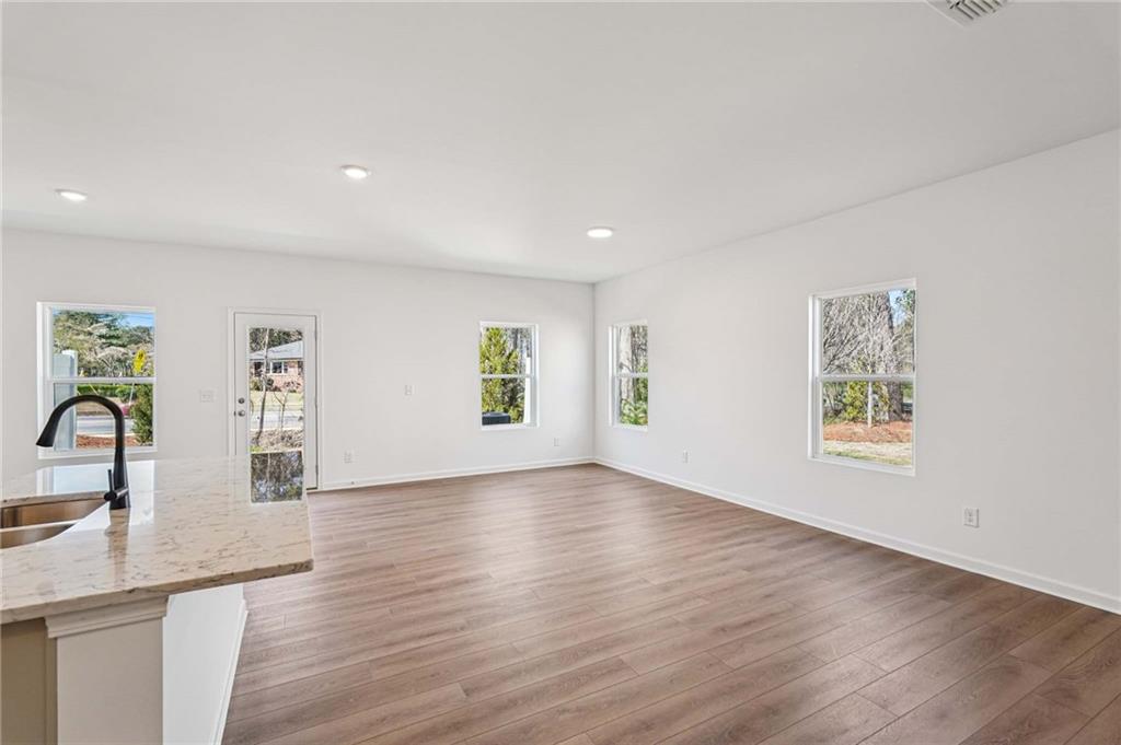 6740 Armonia Drive SW