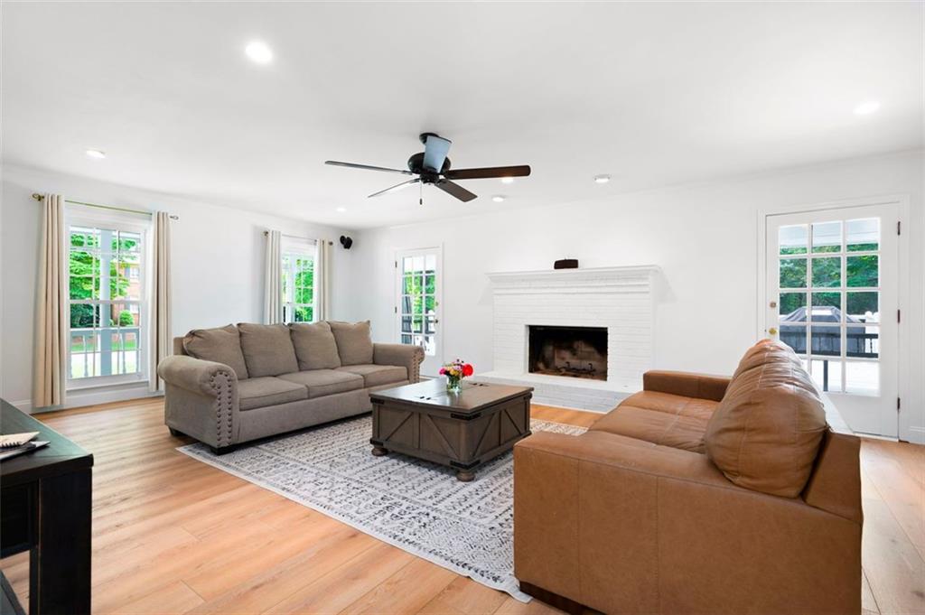 Hampton Lake - Residential