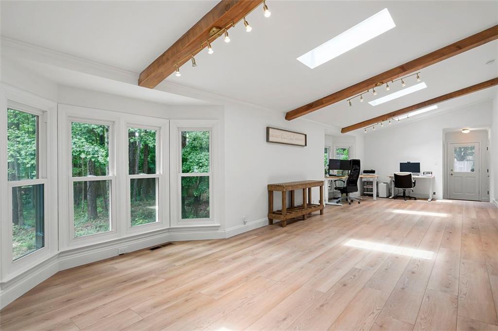 Hampton Lake - Residential