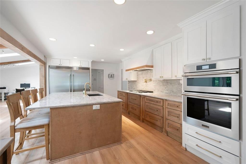 Hampton Lake - Residential