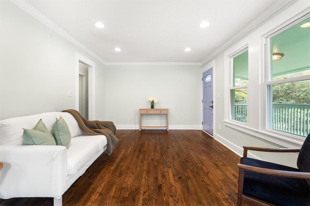 954 Moreland Avenue SE