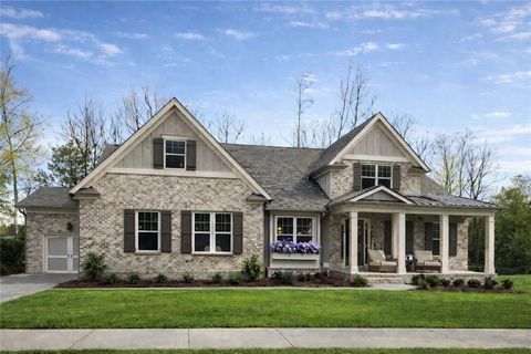 Homes For Sale - 131 Manor North Drive<br/> Alpharetta, GA 30004