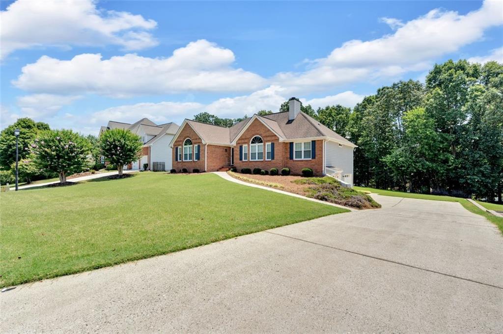 3304 BROOKSONG Way
