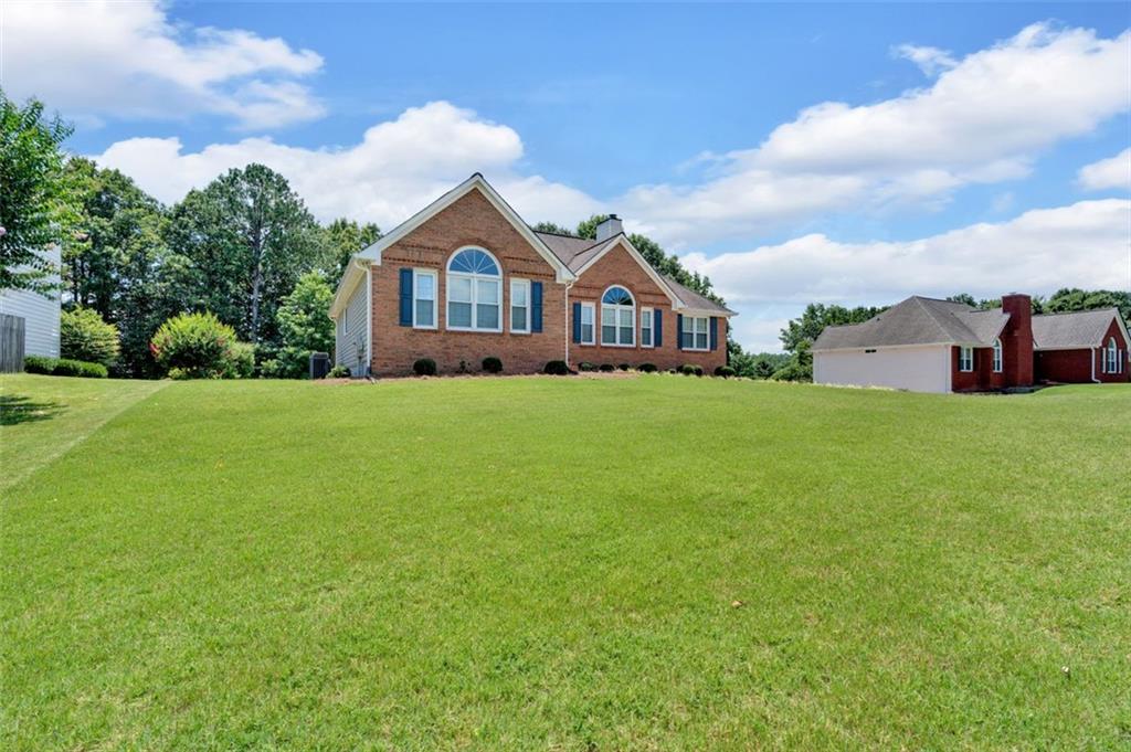 3304 BROOKSONG Way
