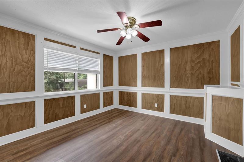 6851 Roswell Road C7