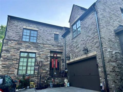 Condo For Rent - 3816 Chamblee Dunwoody Road<br/> Atlanta, GA 30341
