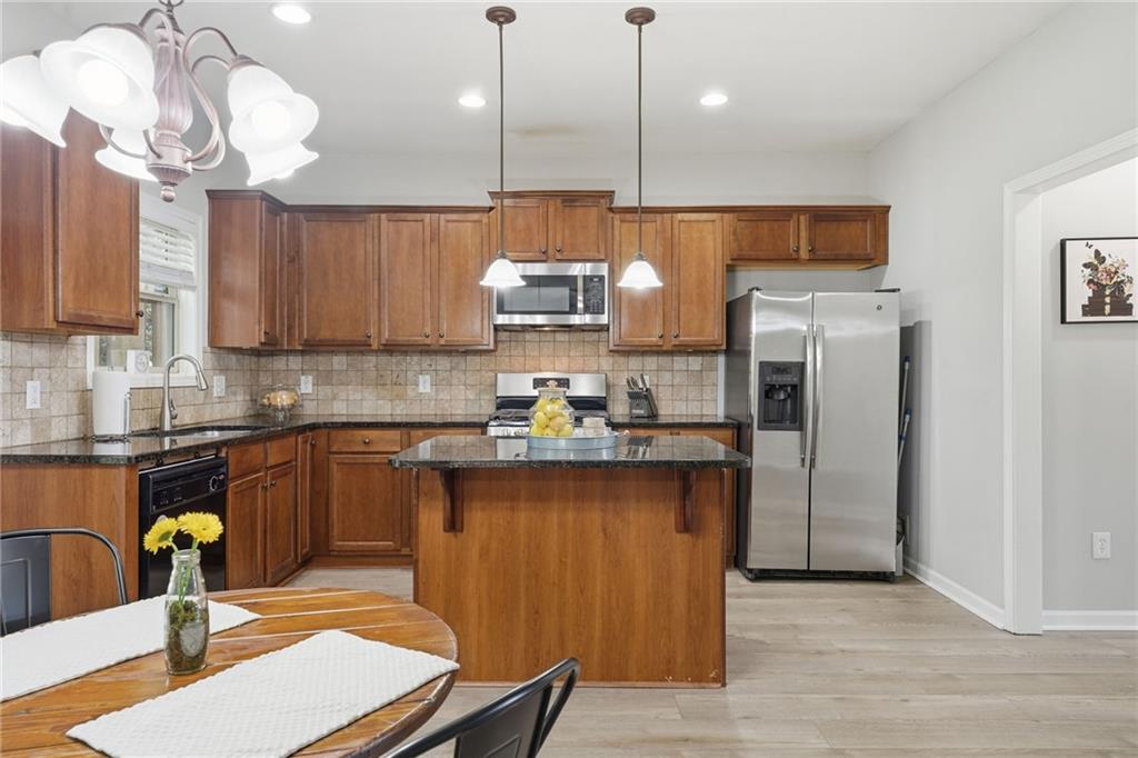 BELMONT TRACE - Residential