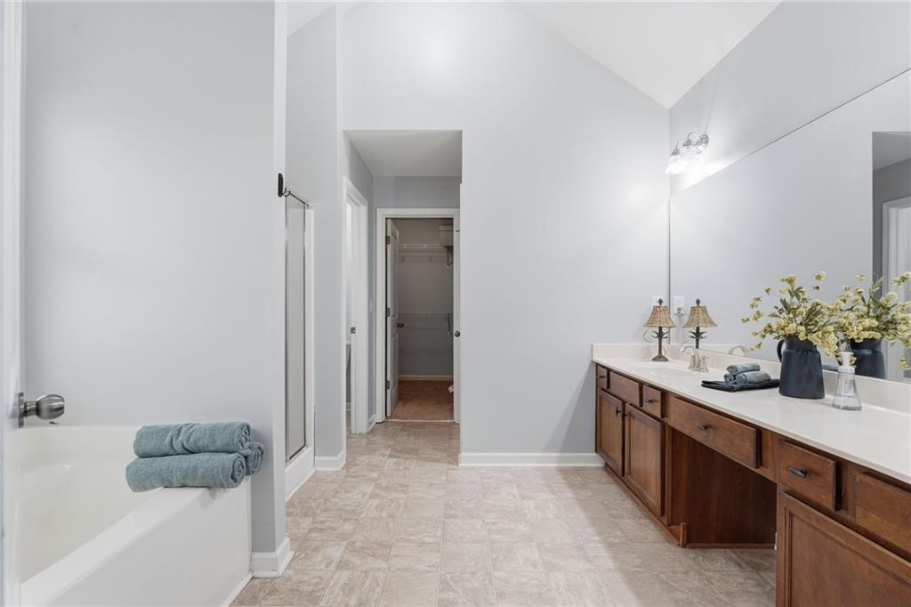 BELMONT TRACE - Residential