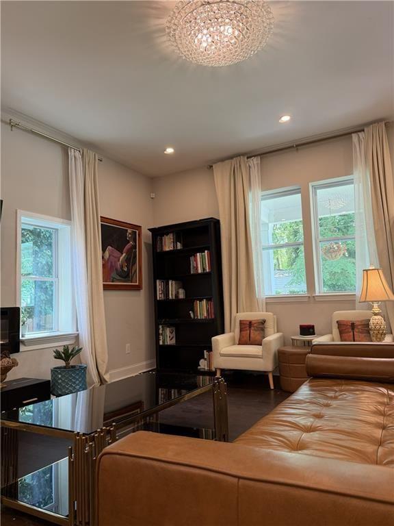 256 1st Street SW