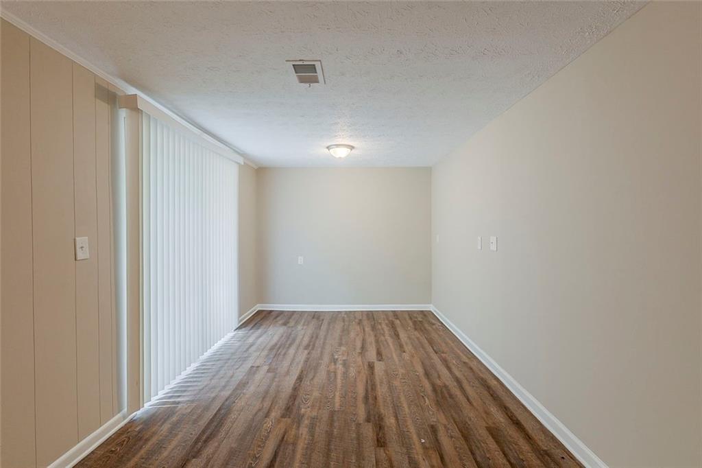 Hollydale - Residential