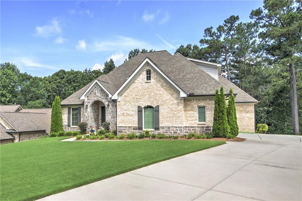 1560 Tapestry Ridge
