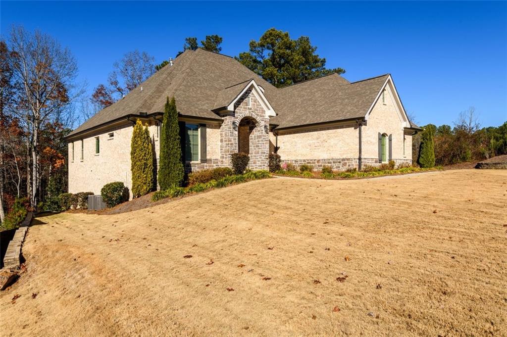 1560 Tapestry Ridge