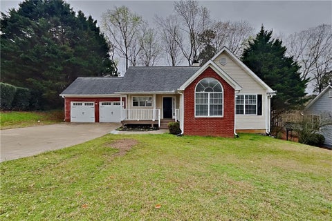 Homes For Rent - 5493 Riverchase Drive<br/> Flowery Branch, GA 30542