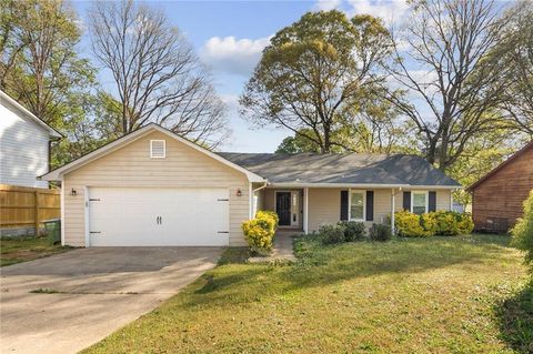 Photo of 2731 Blarney Way, Duluth, GA 30096 (MLS # 7744718)