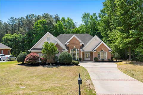 Homes For Sale - 681 Templeton Drive<br/> Loganville, GA 30052