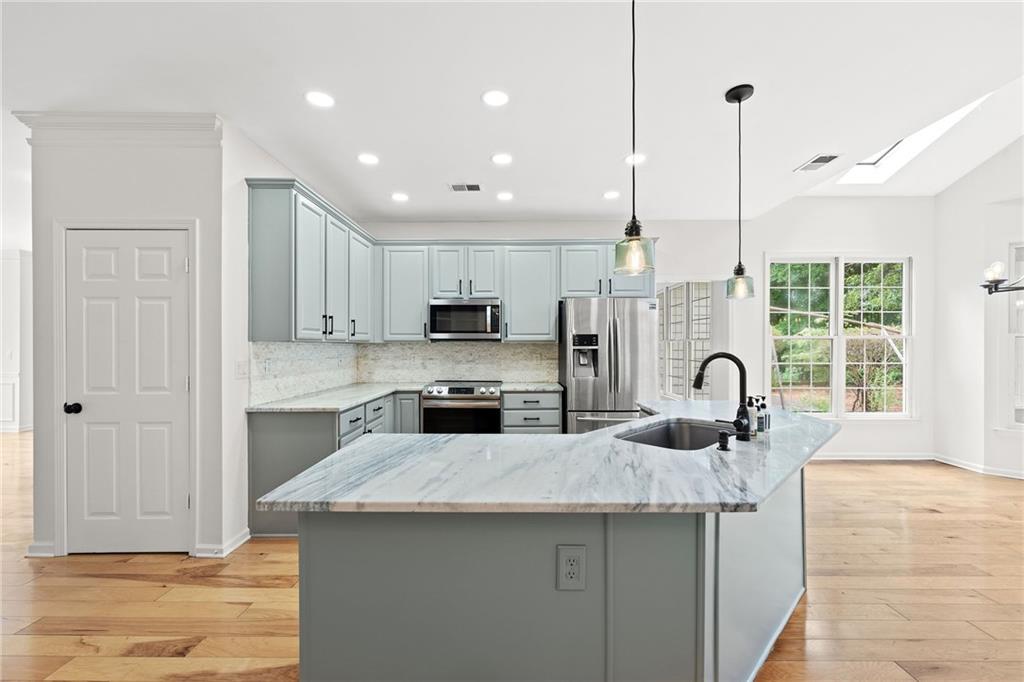 7020 Grand View Way Way, Suwanee, Georgia image 14