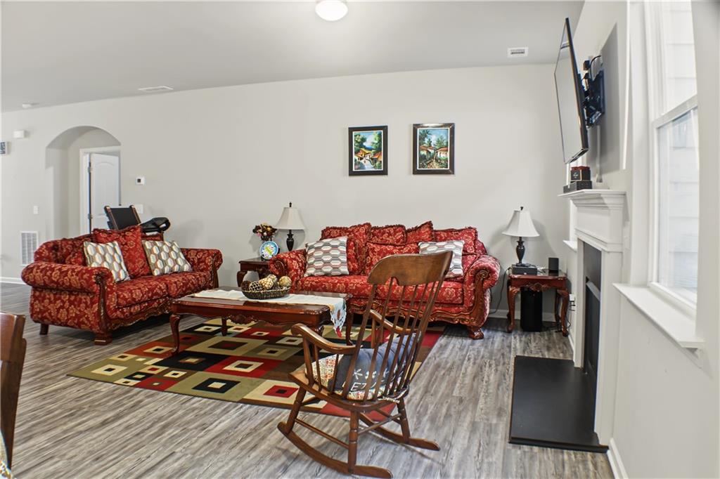458 Laurelcrest Lane