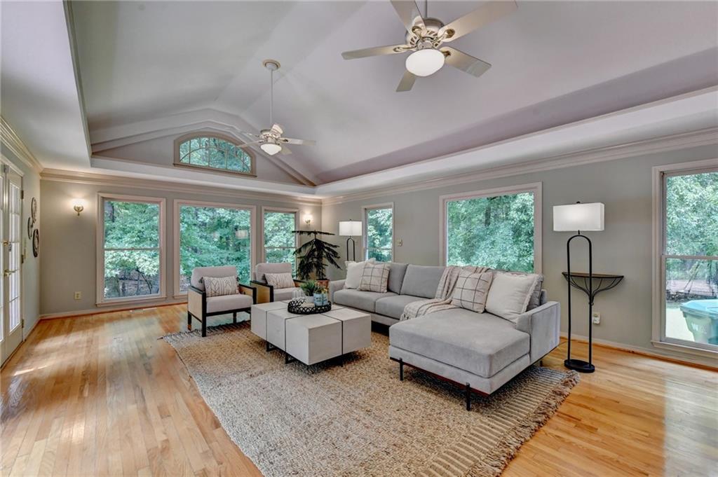 385 Five Acre Road