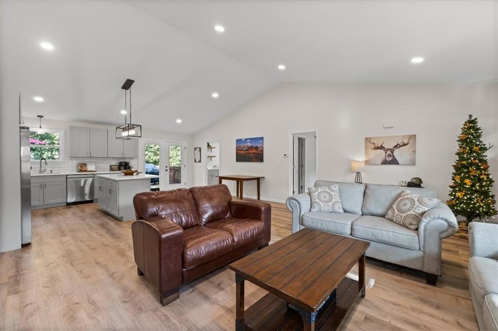145 Grogan Road NE