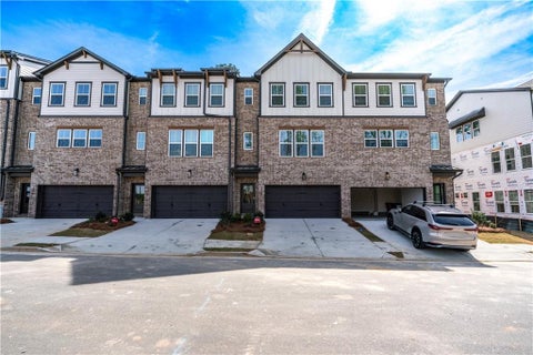 Townhouse For Rent - 376 Sunset Hollow Street<br/> Sugar Hill, GA 30518