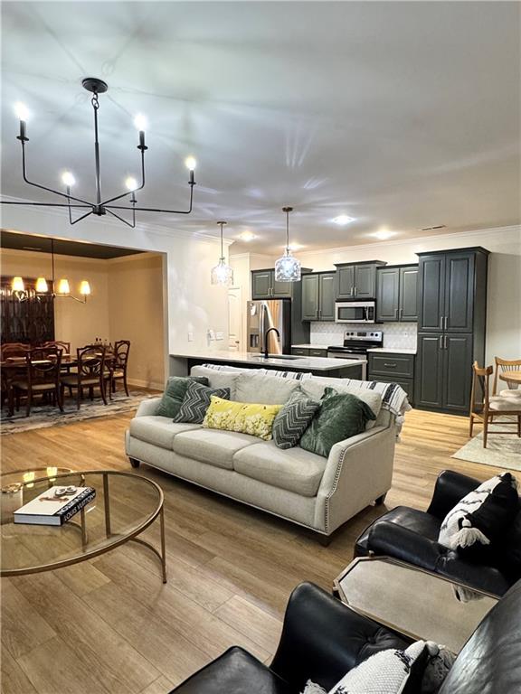 133 Kensington Drive SE