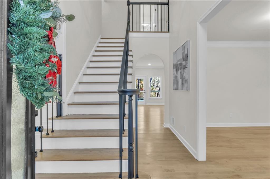 631 Braidwood Drive NW