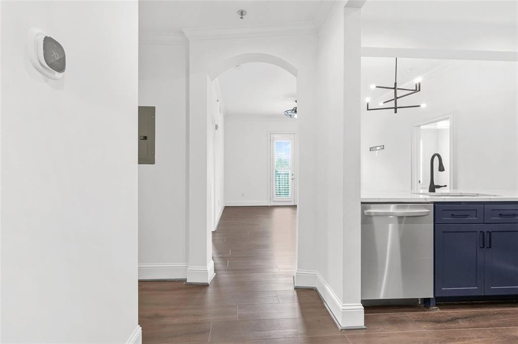 2277 PEACHTREE Road NE 405