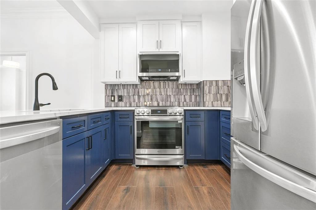 2277 PEACHTREE Road NE 405