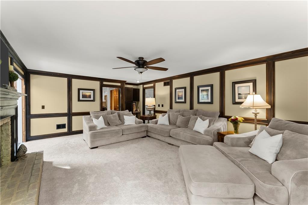 4813 Fernie Court, Marietta, Georgia image 9
