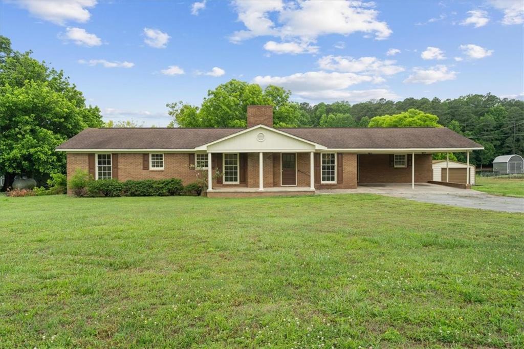 687 Johnson Lake Road SE