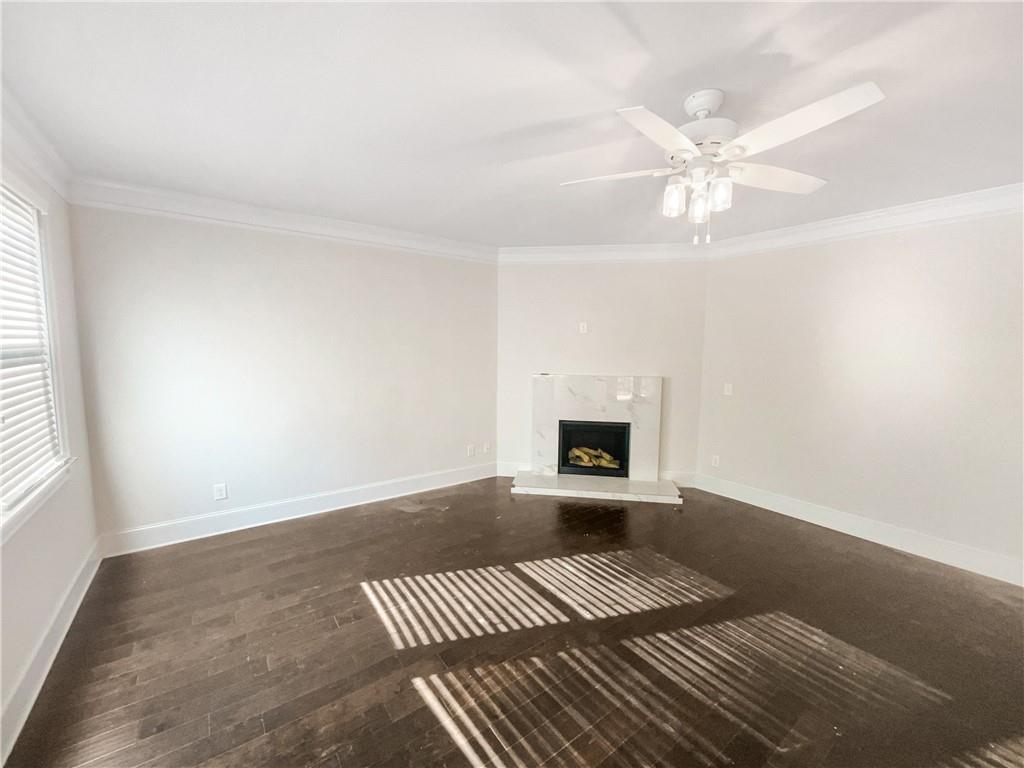 198 Hickory Pointe Drive