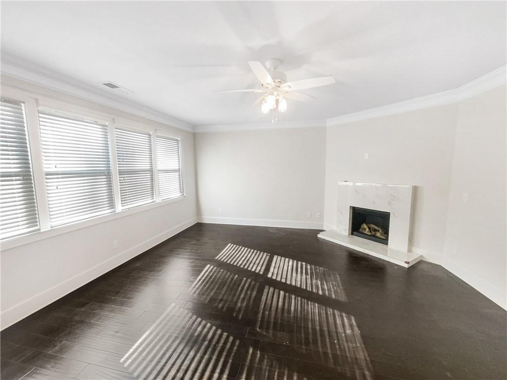 198 Hickory Pointe Drive