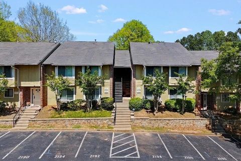 Photo of 2196 Palmyra Drive, Marietta, GA 30067 (MLS # 7751530)