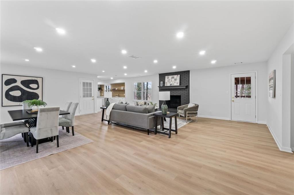 2881 Glenhaven Court SW