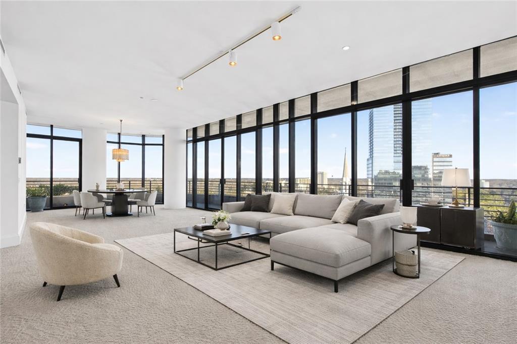 750 Park Avenue NE 18E